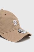 Бавовняна бейсболка DC колір бежевий з аплікацією