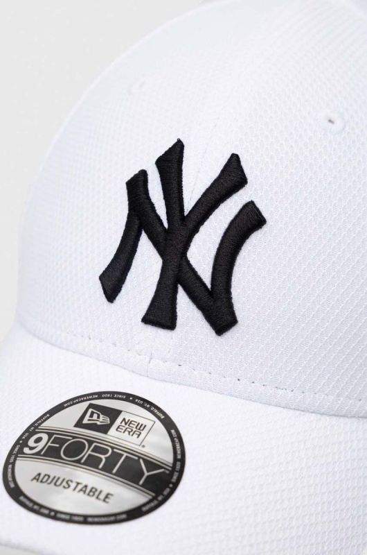 Кепка New Era колір білий візерунок NEW YORK YANKEES фото 2
