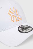 Бавовняна бейсболка New Era колір білий з аплікацією NEW YORK YANKEES