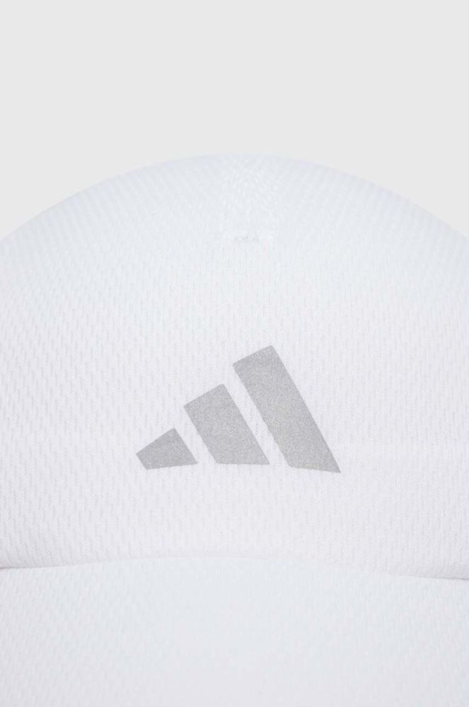 Кепка adidas Performance колір білий з принтом (3439934) фото 2