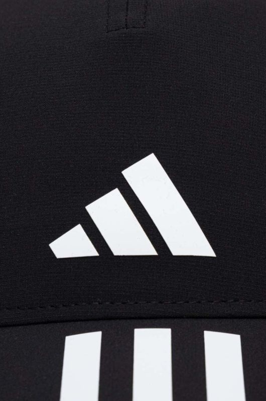 Кепка adidas Performance колір чорний з принтом (3317273) фото 2