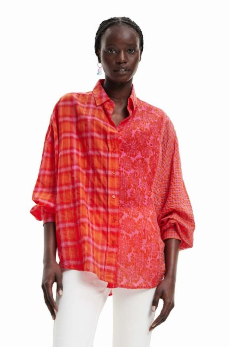 Сорочка Desigual жіноча колір червоний relaxed класичний комір (3051984)