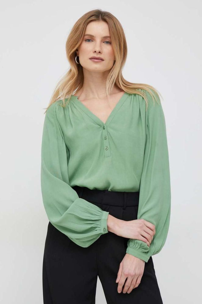 Блузка United Colors of Benetton жіноча колір зелений однотонна (3073852)