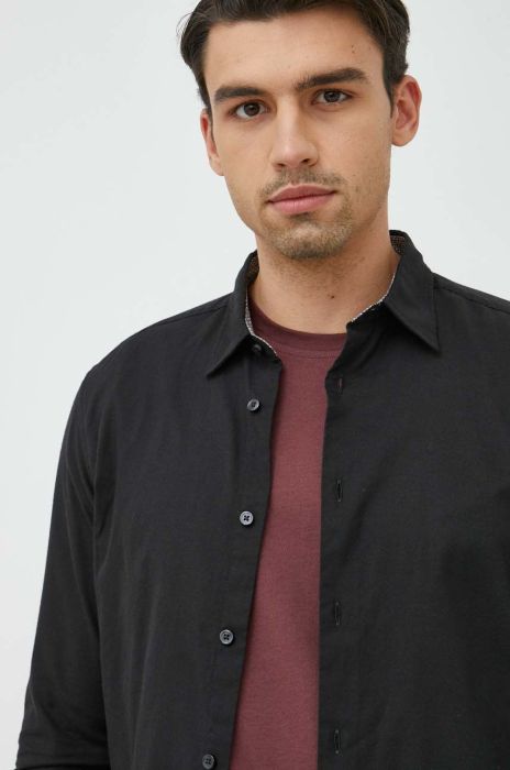 Бавовняна сорочка BOSS чоловіча колір чорний regular класичний комір