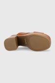 Шкіряні шльопанці Guess LANTZ2 жіночі колір коричневий каблук блок FL6TZ2 LEA03