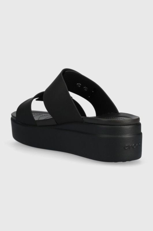 Шльопанці Crocs Brooklyn Low Wedge Sandal колір чорний фото 3