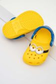 Дитячі шльопанці Crocs колір жовтий (3112588)
