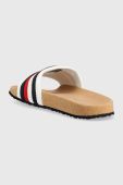 Шльопанці Tommy Hilfiger CORPORATE CORK POOL SLIDE чоловічі колір білий FM0FM04466 Шльопанці Tommy Hilfiger CORPORATE CORK POOL SLIDE чоловічі колір білий FM0FM04466