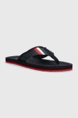 В'єтнамки Tommy Hilfiger COMFORTABLE PADDED BEACH SANDAL чоловічі колір синій FM0FM04473