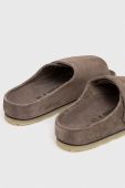 Замшеві шльопанці Birkenstock x Fear Of God чоловічі колір сірий 1024729-dgrey Замшеві шльопанці Birkenstock x Fear Of God чоловічі колір сірий 1024729-dgrey