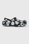 Шльопанці Crocs Classic Dice Clog колір чорний 208762 Шльопанці Crocs Classic Dice Clog колір чорний 208762
