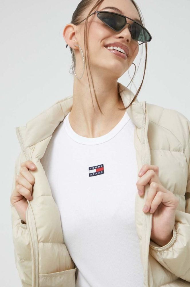 Пухова куртка Tommy Jeans жіноча колір бежевий перехідна (3010290) фото 6