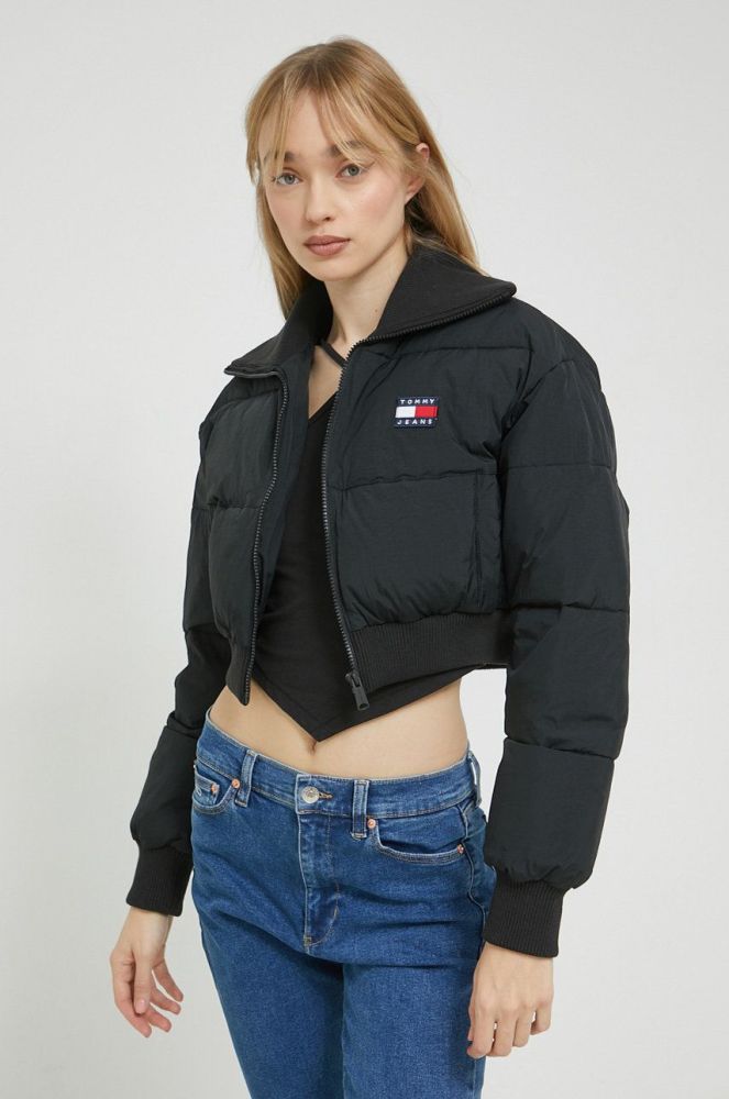 Куртка Tommy Jeans жіноча колір чорний зимова (2882801)