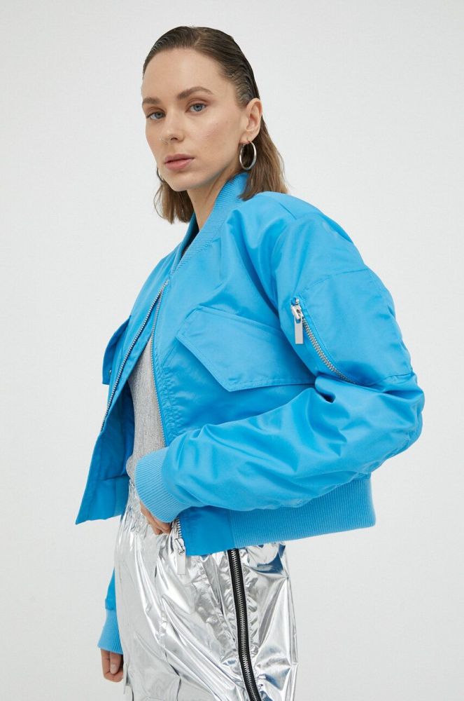 Куртка-бомбер Gestuz жіночий перехідна колір блакитний
