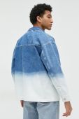 Джинсова куртка Tommy Jeans чоловіча перехідна колір блакитний (2957472)