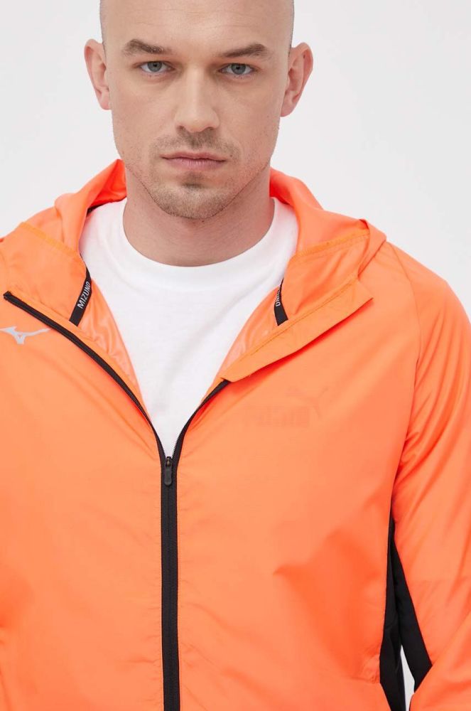 Бігова куртка Mizuno Alpha колір помаранчевий