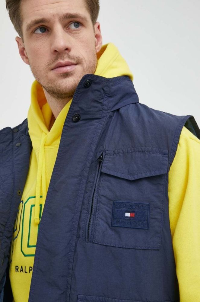 Безрукавка Tommy Hilfiger чоловічий колір синій перехідний (3057966) фото 4