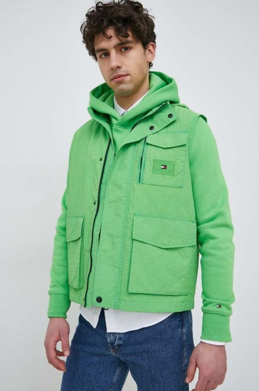 Безрукавка Tommy Hilfiger чоловічий колір зелений перехідний (3057961)