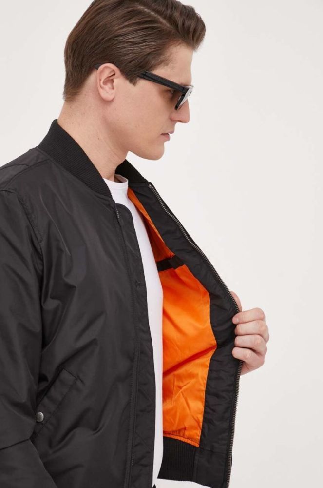 Куртка-бомбер Alpha Industries чоловічий колір чорний перехідна 191103.03-Black фото 6