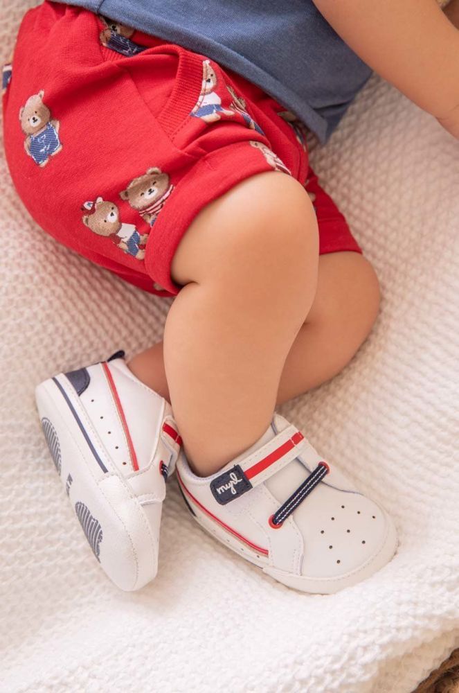 Кросівки для немовлят Mayoral Newborn колір білий