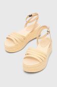 Сандалі Tommy Hilfiger ESSENTIAL FLATFORM SANDAL жіночі колір жовтий на танкетці FW0FW07161