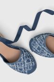 Еспадрилі Tommy Hilfiger CLOSED TOE WEDGE MONOGRAM жіночі на танкетці FW0FW07011 колір блакитний
