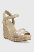 Сандалі Tommy Hilfiger SEASONAL WEBBING WEDGE жіночі колір бежевий на платформі FW0FW07088