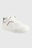Шкіряні кросівки Tommy Hilfiger FEMININE COURT SNEAKER колір білий FW0FW07122