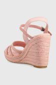 Сандалі Tommy Hilfiger ESSENTIAL WEDGE SANDAL жіночі колір рожевий на танкетці FW0FW07159