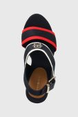 Сандалі Tommy Hilfiger RWB FEMININE WEDGE жіночі колір синій на танкетці