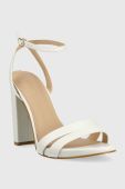 Шкіряні сандалі Guess FYNLEE колір білий FL6FYN LEA03 Шкіряні сандалі Guess FYNLEE колір білий FL6FYN LEA03