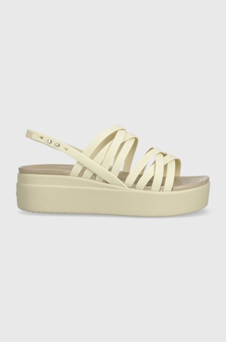 Сандалі Crocs Brooklyn Strappy Low Wedge жіночі колір бежевий на платформі 206751