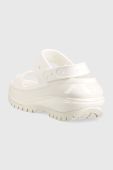 Шльопанці Crocs Classic Mega Crush Sandal жіночі колір білий на платформі 207989 207989.100-100