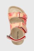 Дитячі сандалі United Colors of Benetton колір помаранчевий