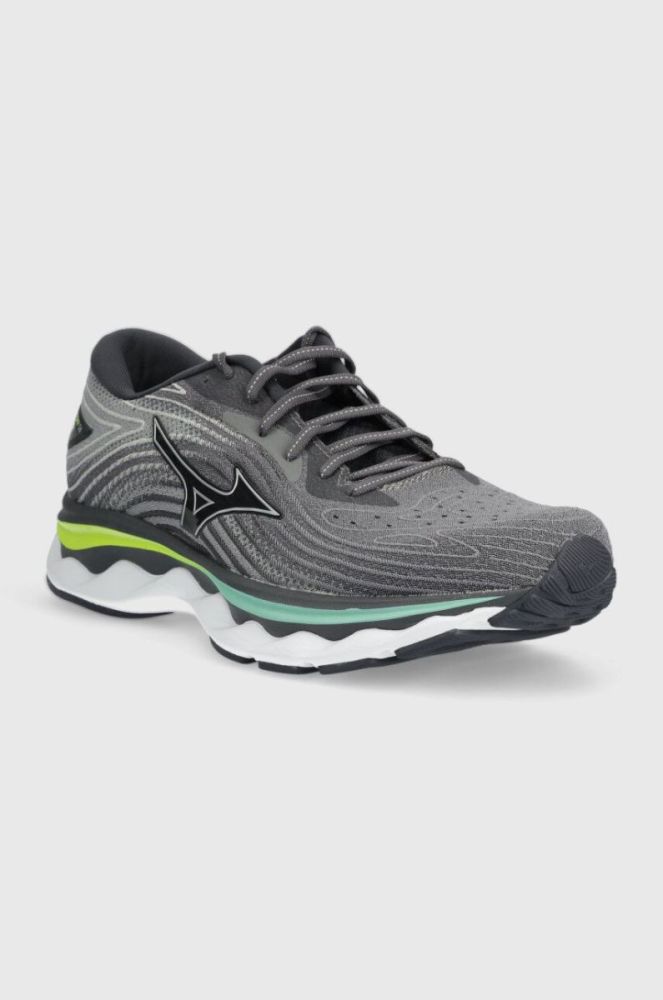 Бігові кросівки Mizuno Wave Sky 6 колір сірий фото 2