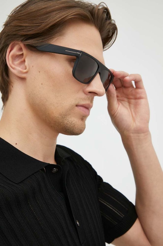 Сонцезахисні окуляри Tom Ford чоловічі колір чорний (3205003)