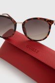 Сонцезахисні окуляри Guess колір червоний