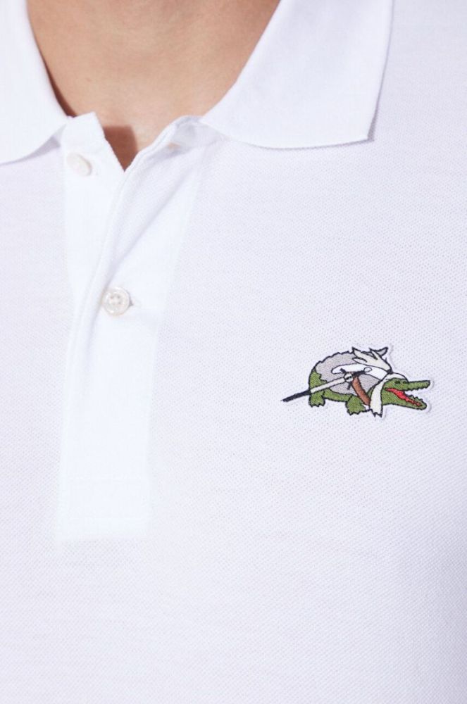 Бавовняне поло Lacoste x Netflix колір білий з аплікацією PH7057-VIR (3348119) фото 7
