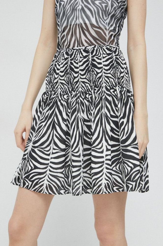 Спідниця HUGO mini розкльошена колір барвистий фото 2