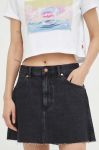 Джинсова спідниця Wrangler колір чорний mini пряма Джинсова спідниця Wrangler колір чорний mini пряма