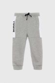Дитячі спортивні штани Sisley колір сірий візерунок