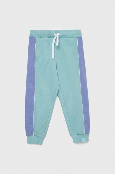 Дитячі бавовняні штани United Colors of Benetton колір зелений однотонні (3053120)