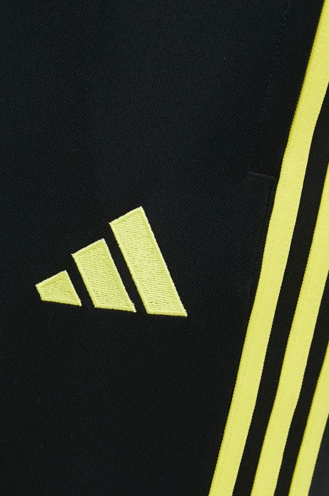 Штани для тренувань adidas Performance Tiro 23 чоловічі колір чорний з аплікацією фото 5