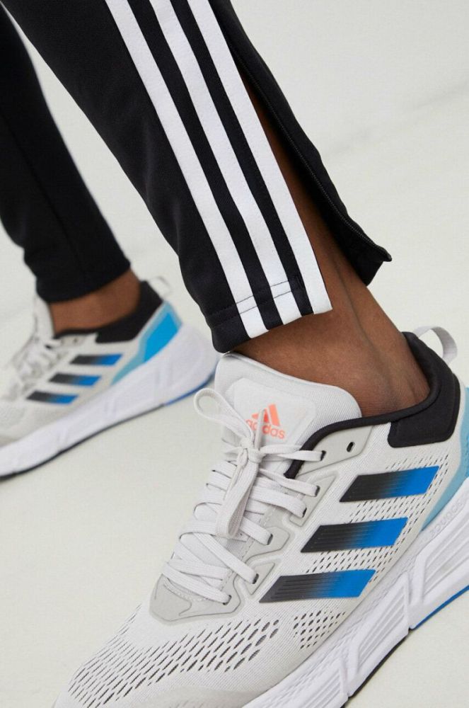 Штани для тренувань adidas Performance Tiro 23 колір чорний з аплікацією (3066921) фото 4