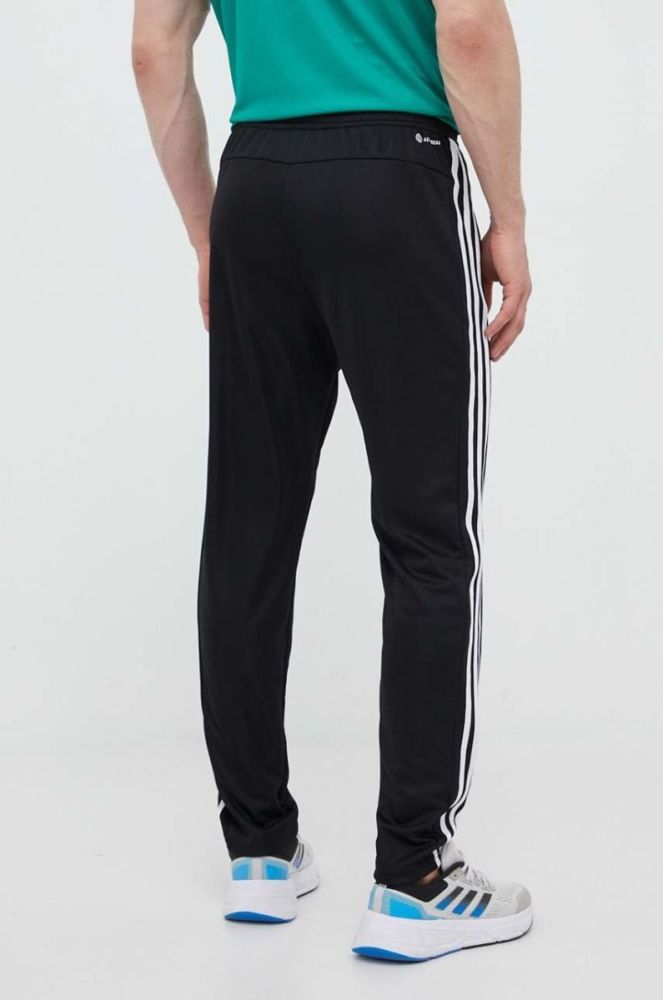Штани для тренувань adidas Performance Train Essentials колір чорний з аплікацією фото 3