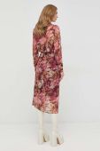 Сукня Guess midi пряма колір барвистий