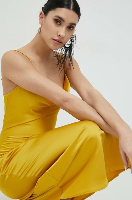 Сукня Guess колір жовтий maxi пряма