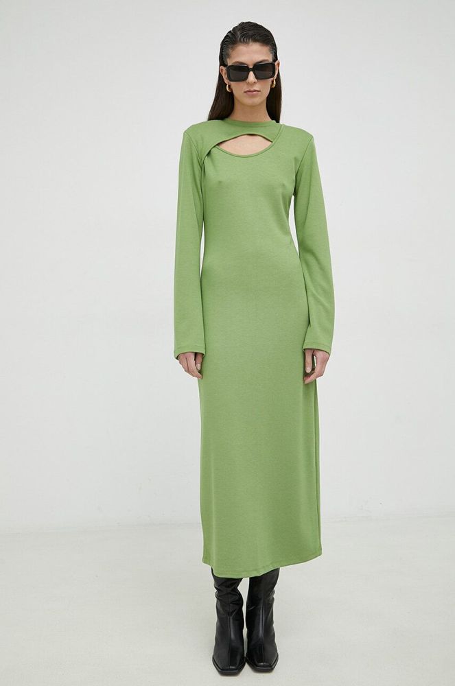Сукня Gestuz колір зелений midi пряма (2980357)