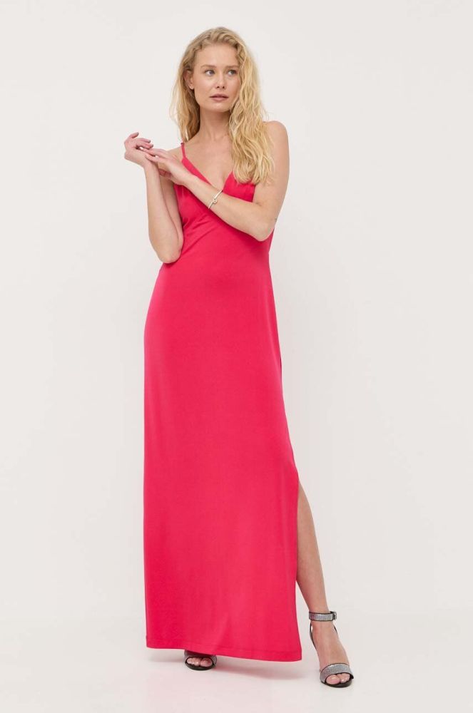 Сукня Guess колір рожевий maxi пряма (3181713)