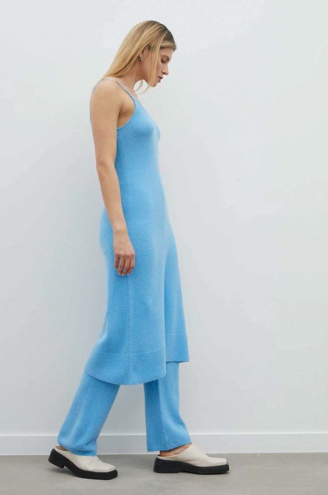 Сукня з домішкою вовни American Vintage midi облягаюча колір блакитний